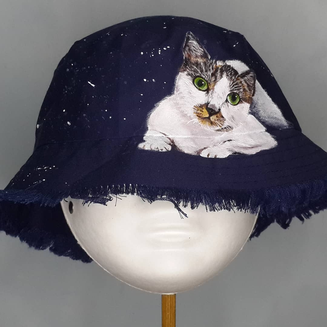 Topi Lukis binatang